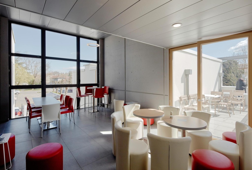 Salle de repas de la Maison de l'Isère de La tour du Pin