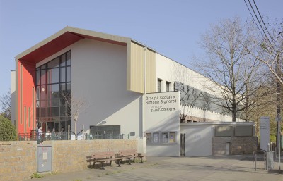 Vue du groupe scolaire Simone SIGNORET à Saint-Priest dans le Rhône