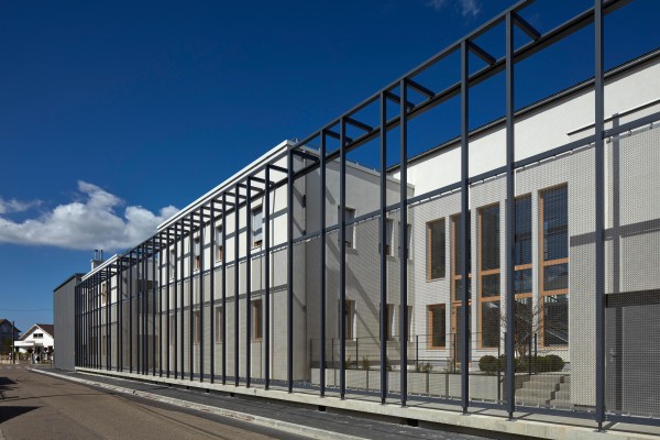 Esthétisme de la clôture de la Maison de l'Isère de La tour du Pin