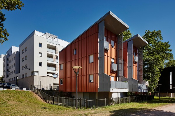 Façade colorée de l'Orée du Parc à la Duchère, Lyon